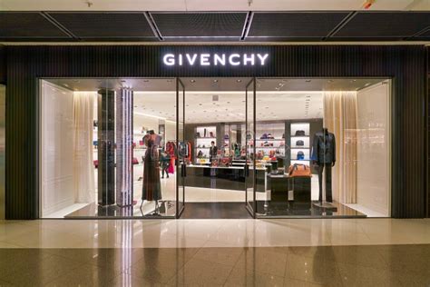 shopping givenchy|Givenchy official online store.